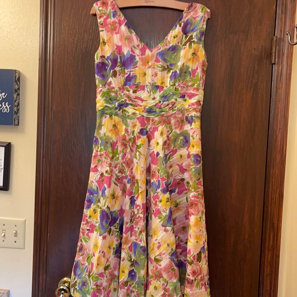 Garden flowers fitted dress